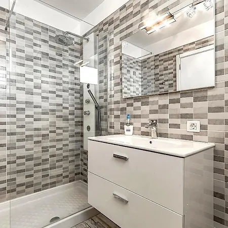 公寓 El Dorado Seaview - Playa De Americas 美洲海滩